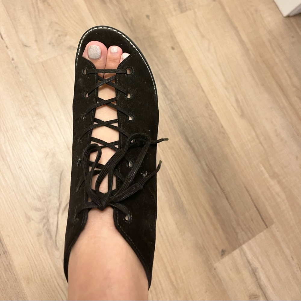 OLD NAVY Gladiator Heels - Picture 5 of 8
